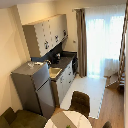 First Line 2 Apartamento *